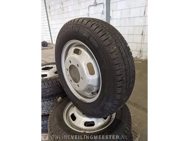 6x band met velg michelin, agilis 195/75 r16c - afbeelding 14 van  19