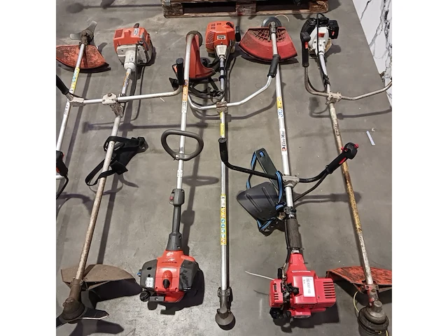 6x bosmaaier, 1x heggenschaar en 1x bladblazer, stihl, dolmar en husqvarna - afbeelding 3 van  34