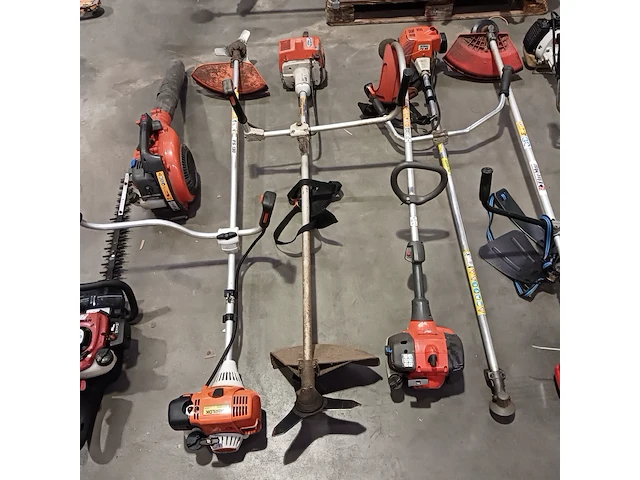 6x bosmaaier, 1x heggenschaar en 1x bladblazer, stihl, dolmar en husqvarna - afbeelding 11 van  34