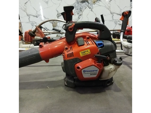 6x bosmaaier, 1x heggenschaar en 1x bladblazer, stihl, dolmar en husqvarna - afbeelding 27 van  34