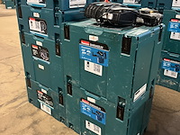 6x bouwgereedschap, 1x 18v accu, 1x lader, m-boxen makita, 2x djv182zj, 2x dhr242zjv, 1x dhs630zj, 1x dga504zj - afbeelding 1 van  5