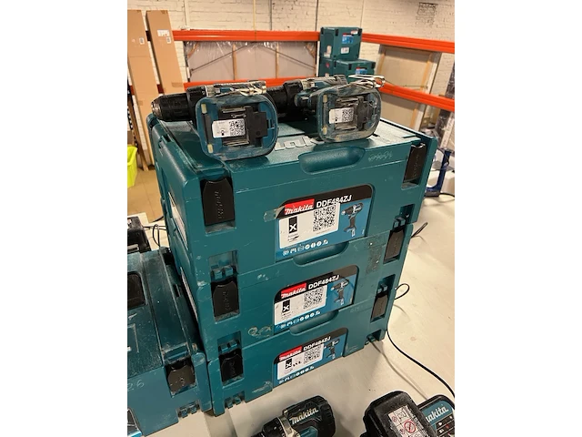 6x bouwgereedschap, 1x 18v accu, 1x lader, m-boxen, makita - afbeelding 7 van  11