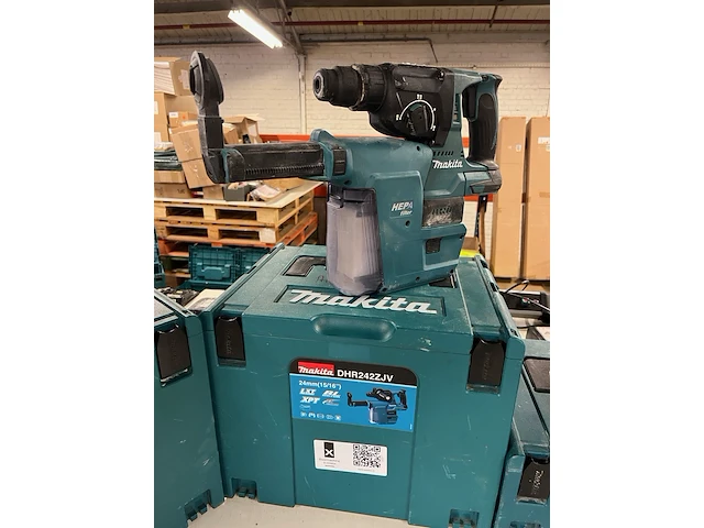 6x bouwgereedschap, 1x 18v accu, 1x lader, m-boxen, makita - afbeelding 5 van  11
