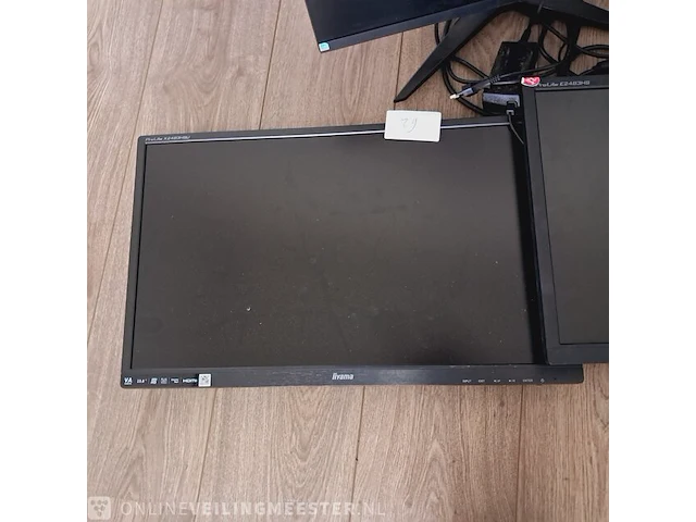 6x diverse monitoren o.a. samsung, iiyama, diverse soorten - afbeelding 7 van  7