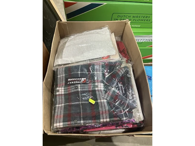 6x dozen kleding - afbeelding 4 van  8