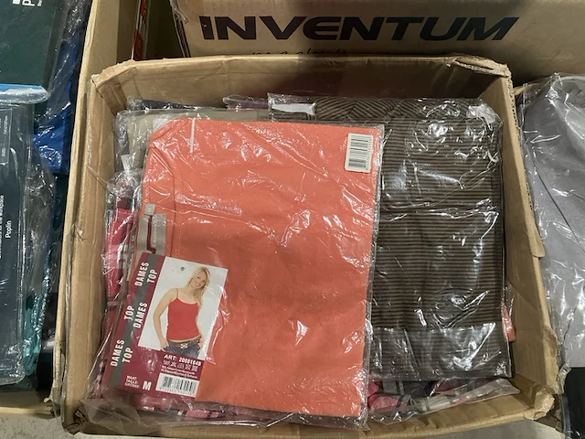 6x dozen kleding - afbeelding 6 van  8