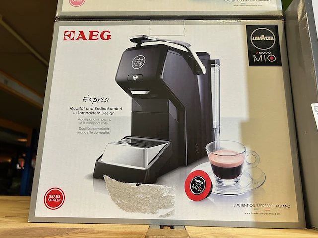 6x huishoudelijke apparaten w.o. koffiemachine w.o. aeg, nedis - afbeelding 3 van  5