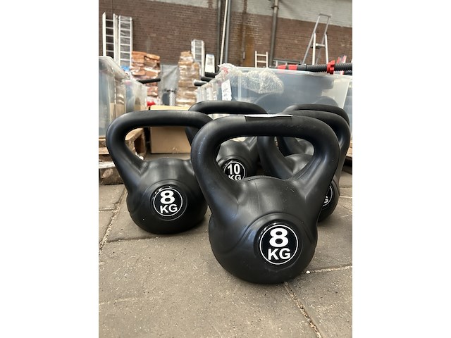 6x kettlebell (2x 10kg, 4x 8kg) - afbeelding 2 van  4
