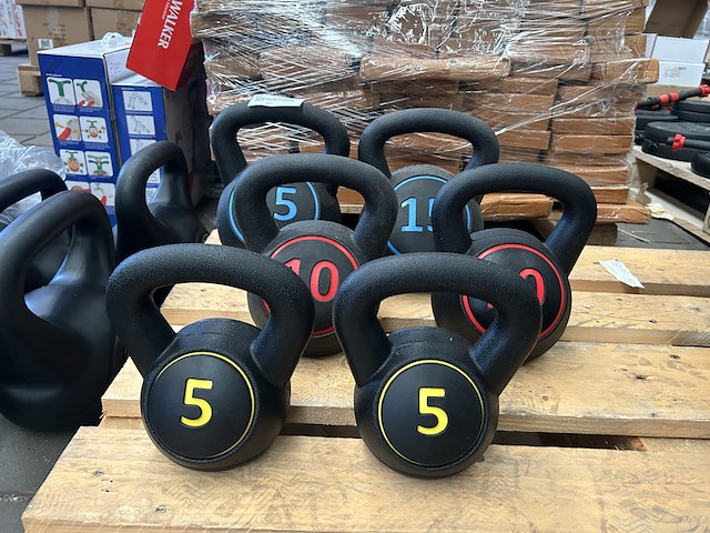 6x kettlebell (2x 15kg, 2x 10kg, 2x 5kg) - afbeelding 1 van  3