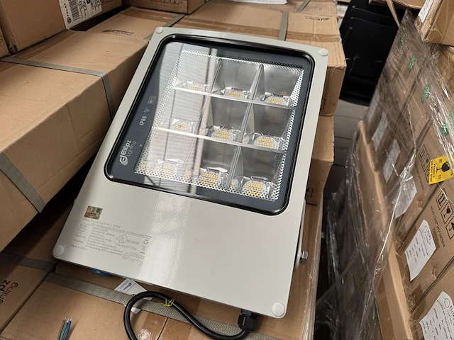 6x led flood light fl1 135w 4000k ellipz lighting - afbeelding 1 van  5
