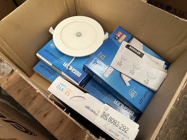 6x led panel light met sensor 12w 3000k 155x155 mm beghler - afbeelding 1 van  4