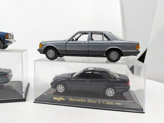 6x miniatuur o.a. maisto - afbeelding 4 van  4