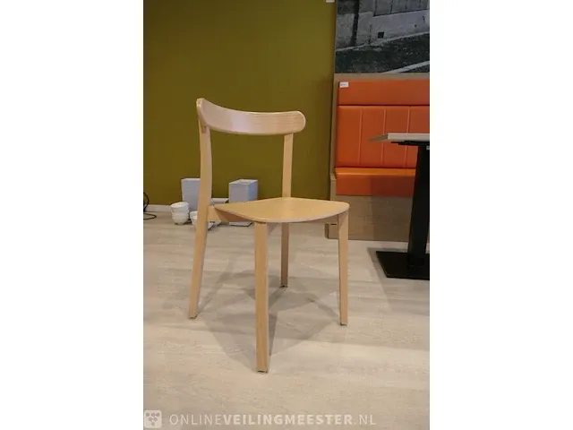 6x restauranttafel met 6x houten stoel - afbeelding 6 van  9