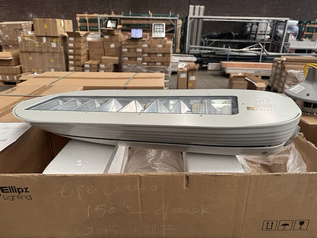 6x street light sl3 150w 5700k ellipz lighting - afbeelding 1 van  4