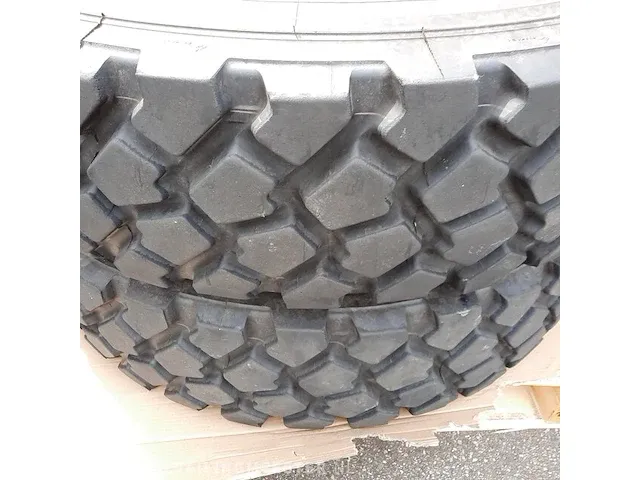 6x vrachtwagenband michelin, o.a xzy-2 / xzl - afbeelding 5 van  9