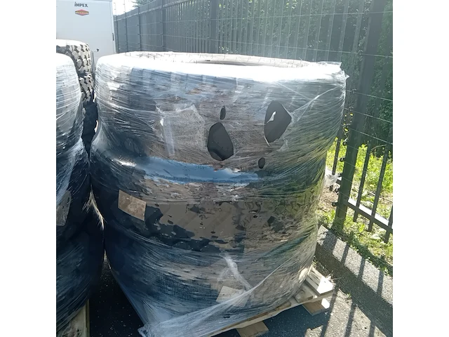 6x vrachtwagenband, michelin, xha - afbeelding 3 van  9