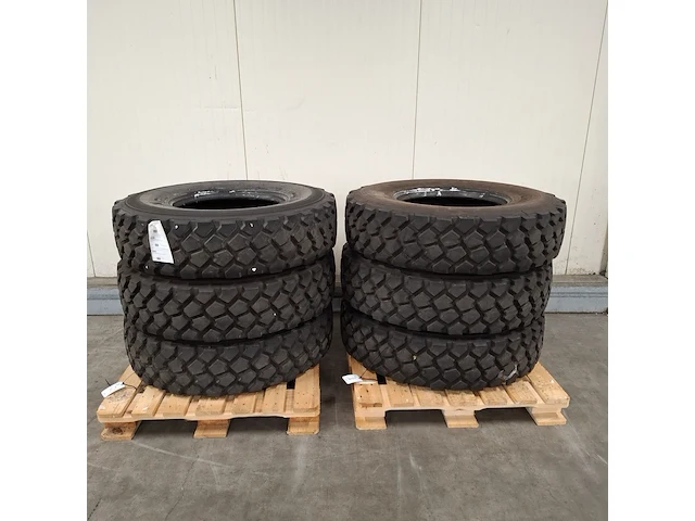 6x vrachtwagenband, michelin, xzl - afbeelding 1 van  5