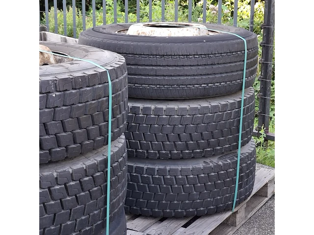 6x vrachtwagenband op velg, michelin, xde 2+, xze2+ - afbeelding 13 van  14