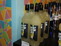 7 flessen sweet & sour mix - afbeelding 2 van  2