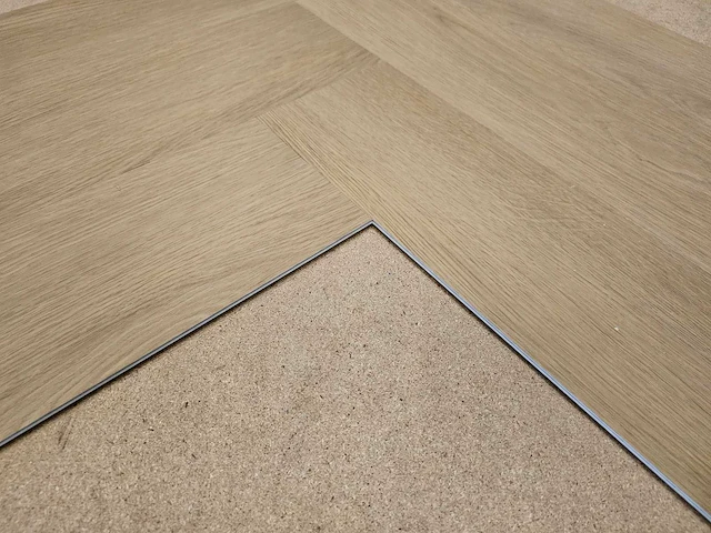 7 m2 pvc spc click visgraat - 610 x 150 x 4 mm - afbeelding 2 van  3