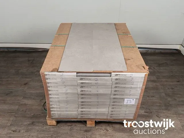 70 m2 pvc-click tegel - 610 x 305 x 4,5 mm - afbeelding 4 van  4