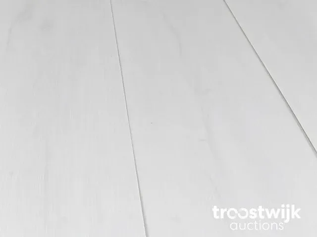 70 m2 pvc-dryback stroken - 1220 x 228 x 2,5 mm - afbeelding 1 van  4