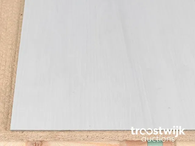 70 m2 pvc-dryback stroken - 1220 x 228 x 2,5 mm - afbeelding 2 van  4