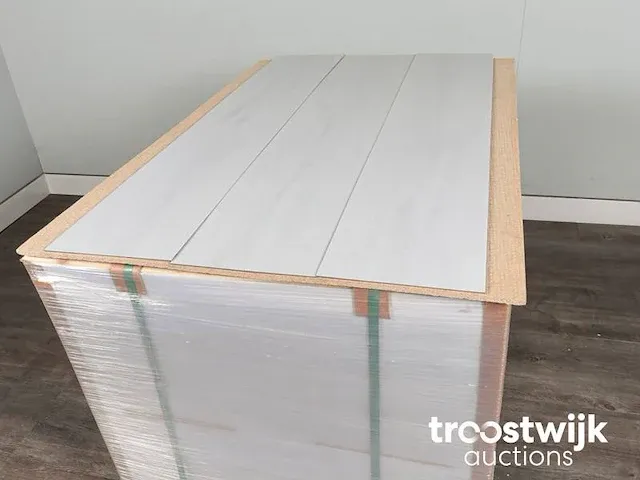 70 m2 pvc-dryback stroken - 1220 x 228 x 2,5 mm - afbeelding 4 van  4