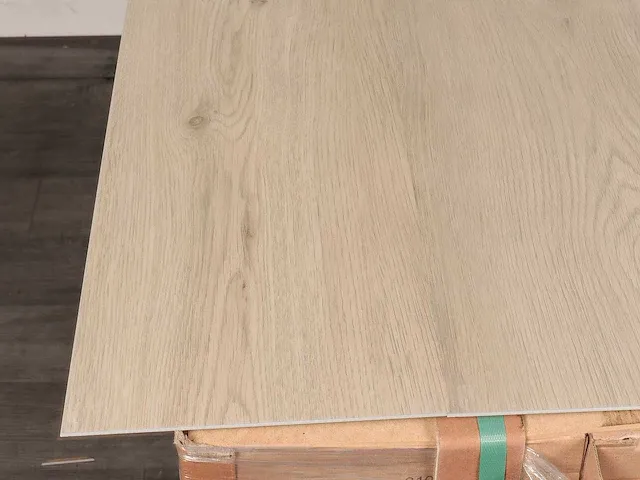 70 m2 spc pvc-click plank - 1220 x 228 x 4 mm - afbeelding 2 van  4