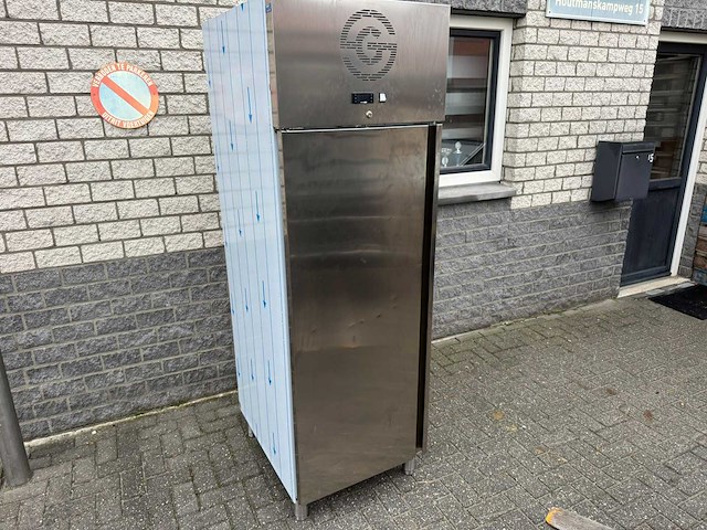 700 l - vriezer - afbeelding 1 van  4