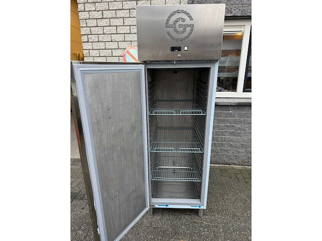 700 l - vriezer - afbeelding 2 van  4