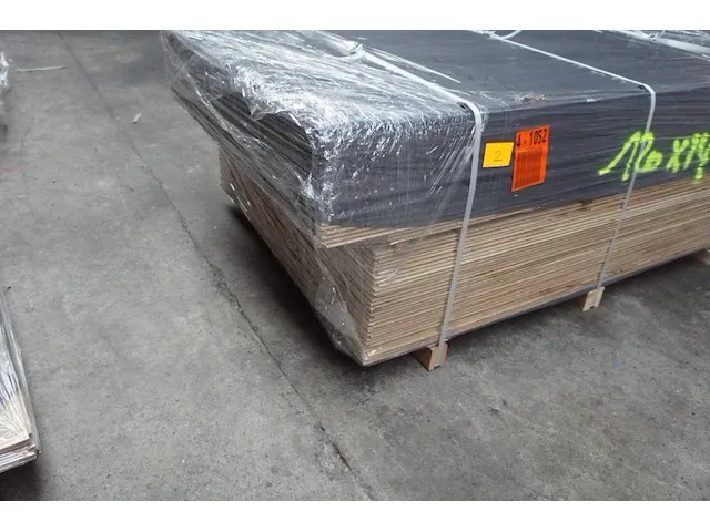 71,10 m² eiken planchetten - afbeelding 4 van  5