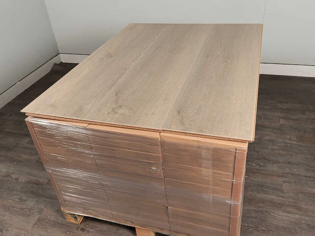 73 m2 laminaat breed plank - 1285 x 327 x 8 mm - afbeelding 4 van  4