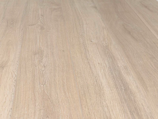 75 m2 laminaat plank - 1288 x 195 x 12 mm - afbeelding 1 van  4