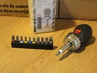 75 wurth ratelschroevendraaiers mini, met bitset in twee dozen, ruim 75 stuks - afbeelding 2 van  3