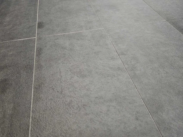 76 m2 laminaat plank - 1207 x 198 x 11 mm - afbeelding 1 van  3