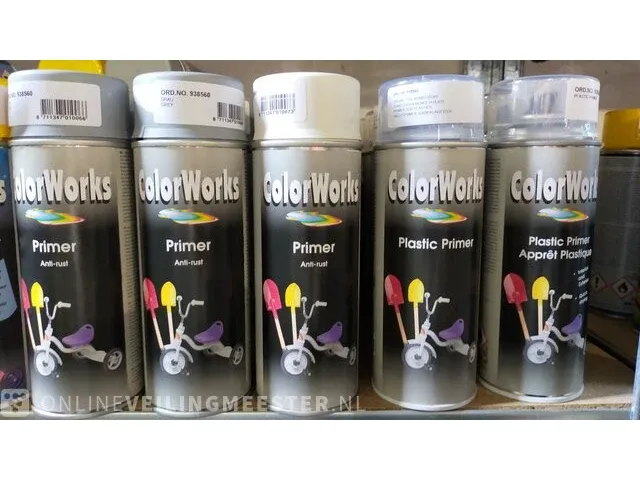 76 x spuitlak colorworks - afbeelding 3 van  4