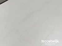 77 m2 pvc-click stroken - 1220 x 230 x 4,5 mm - afbeelding 1 van  4