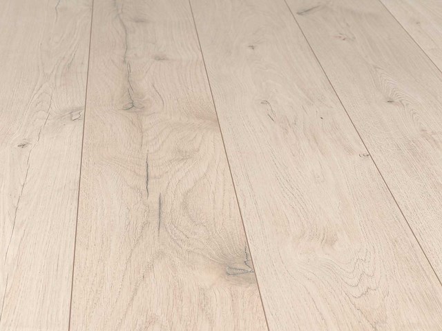 78 m2 laminaat plank - 1383 x 193 x 10 mm - afbeelding 1 van  4