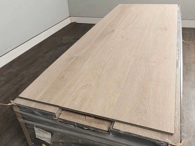 78 m2 laminaat xl plank - 2003 x 245 x 6 mm - afbeelding 3 van  4