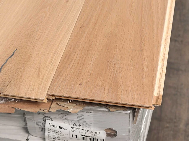 78 m2 parket eiken xl mutliplank - 2200 x 155 x 14 mm - afbeelding 2 van  4