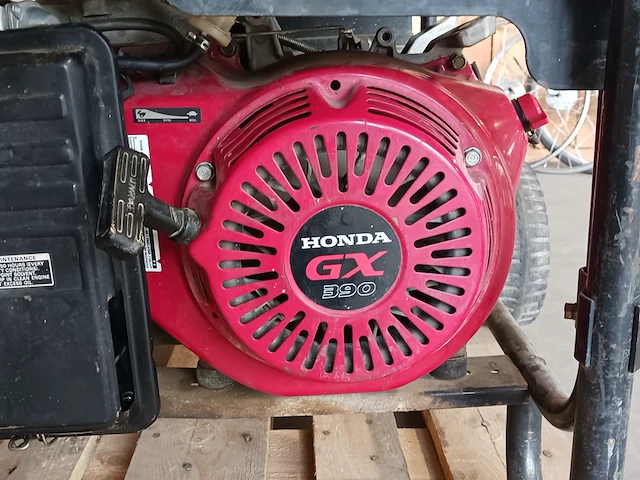 7kva 400 volt aggregaat - afbeelding 10 van  15
