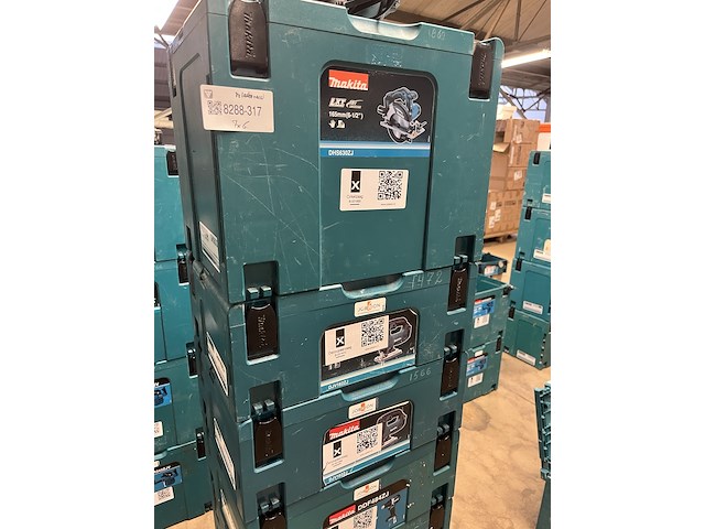 7x bouwgereedschap, 1x 18v accu, 1x lader, m-boxen makita, 2x djv182zj, 1x dhs630zj, 1x dhr242zjv, 2x ddf484zj - afbeelding 2 van  5