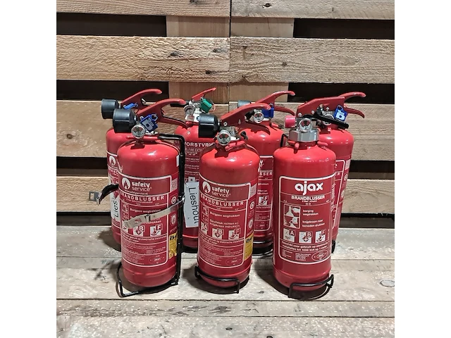 7x brandblusser, ajax & safety service - afbeelding 1 van  26
