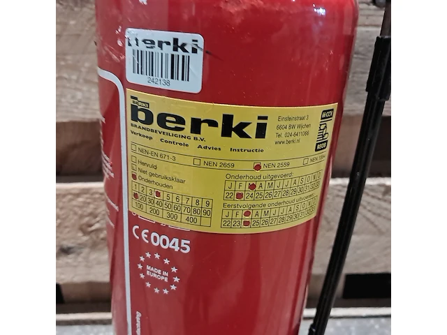 7x brandblusser, ajax & safety service - afbeelding 19 van  26