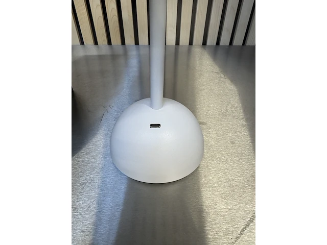 7x design tafellamp verschillende kleuren wit licht, dimbaar en oplaadbaar usb-c wit - afbeelding 6 van  7