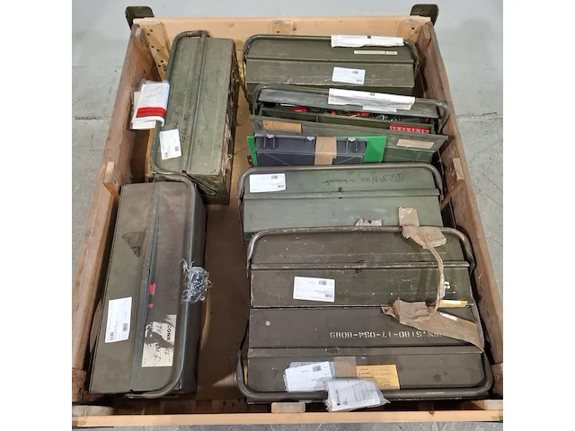 7x gereedschapskoffer met inhoud - afbeelding 2 van  7