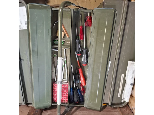 7x gereedschapskoffer met inhoud - afbeelding 4 van  7