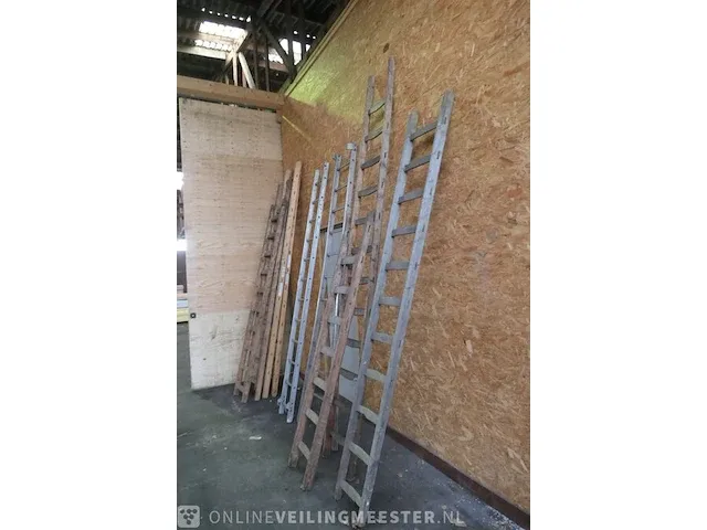 7x houten ladder met 2x aluminium ladder, diverse soorten - afbeelding 2 van  5