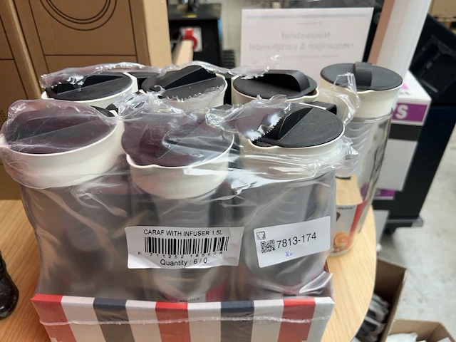 7x karaf met infuser 1.5 liter alpina - afbeelding 4 van  4